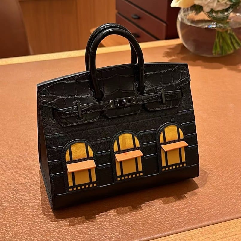 Post 4 by Luxury Vault on Instagram (image)