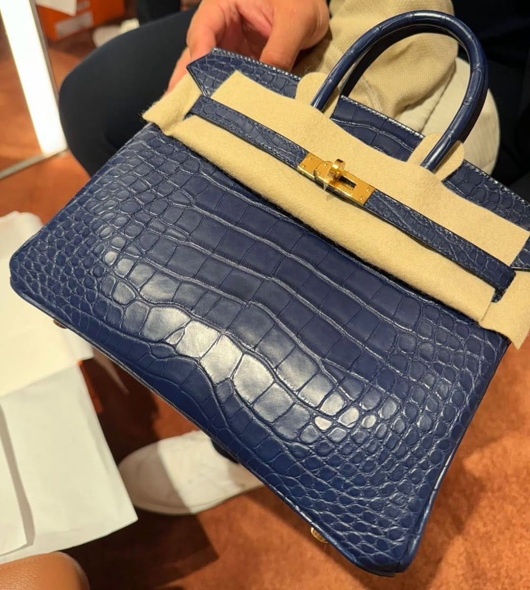 Post 8 by Luxury Vault on Instagram (image)