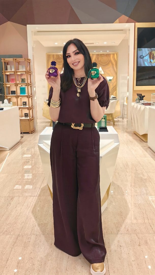 Post 1 by Rajaa Rajab   رجاء رجب on Instagram (video)