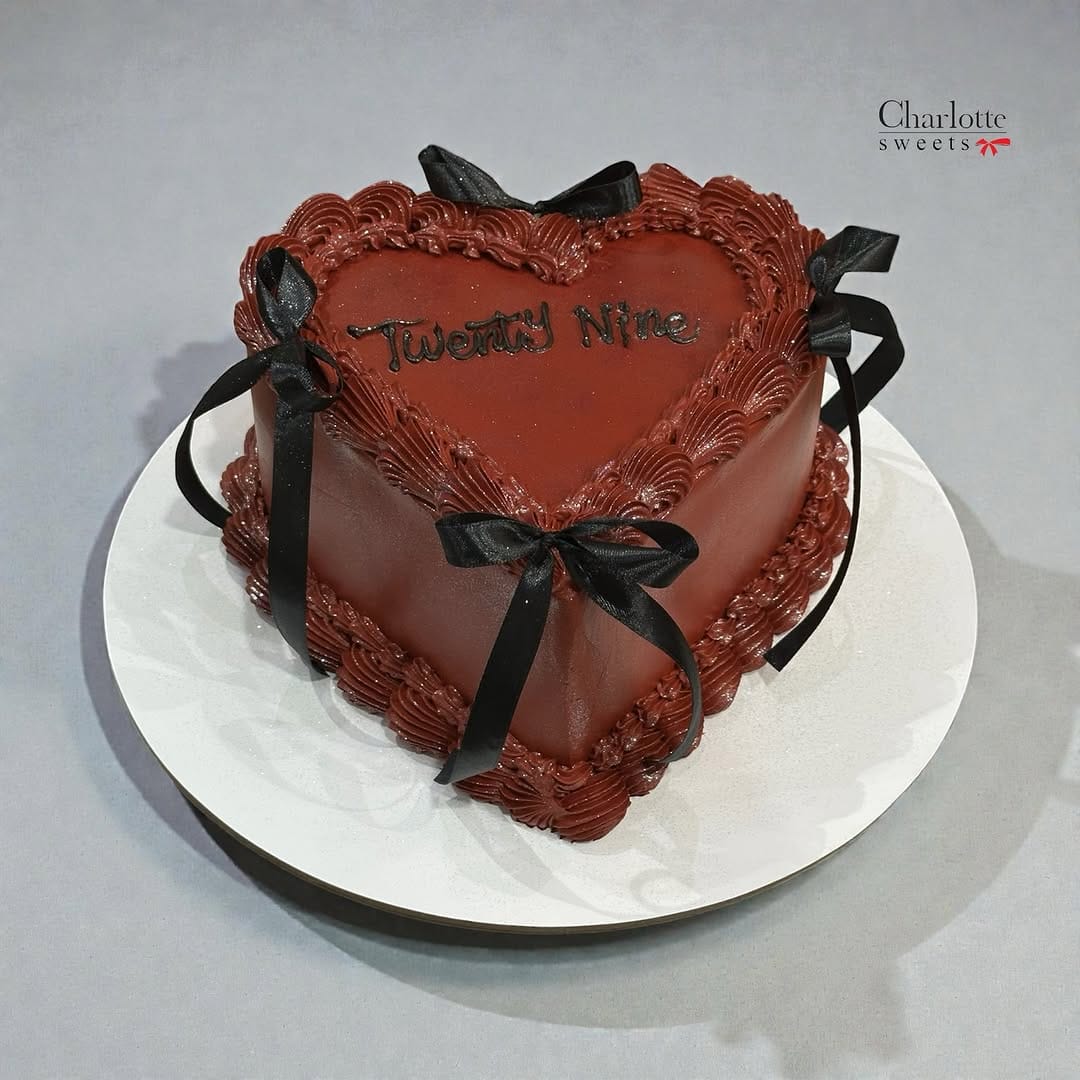 Post 6 by charlotte Sweets UAE on Instagram (image)