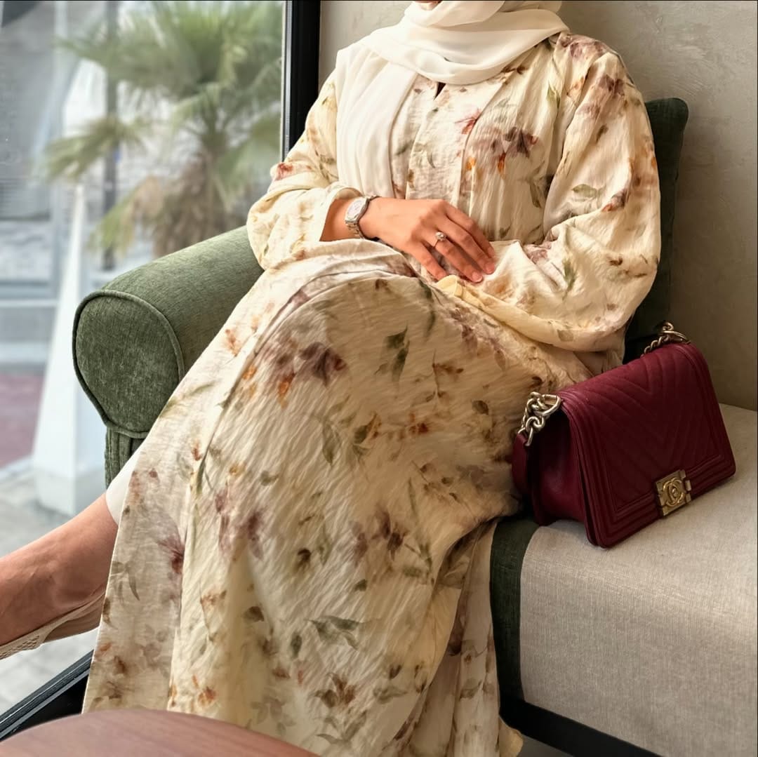 Post 6 by Fooz Collection on Instagram (carousel)