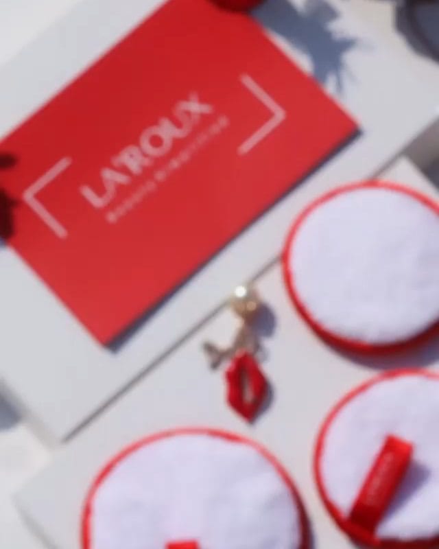 Post 5 by larouxbeauty on Instagram (video)