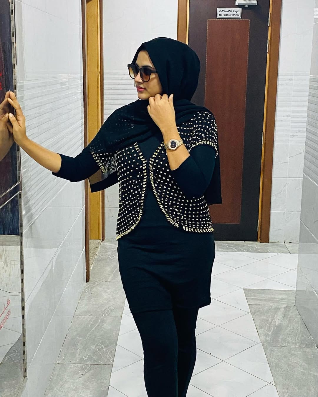 Post 10 by REHNA RAHIM | 🍉ريحانة رحيم on Instagram (carousel)