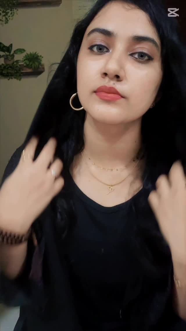 Post 3 by REHNA RAHIM | 🍉ريحانة رحيم on Instagram (video)