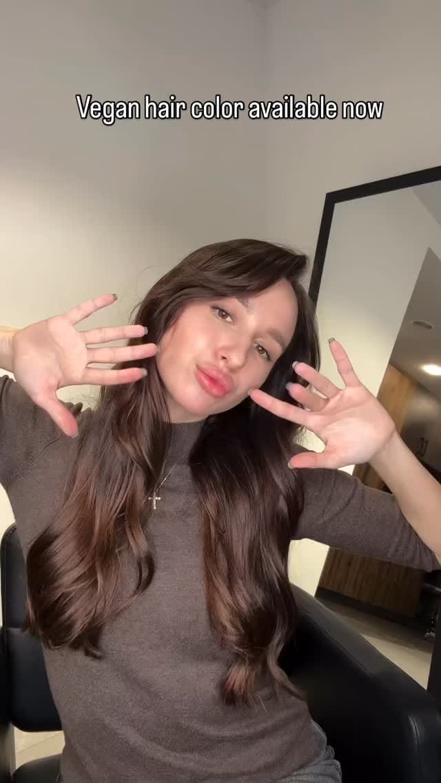 Post 1 by Stylish Cosmetics Trading on Instagram (video)