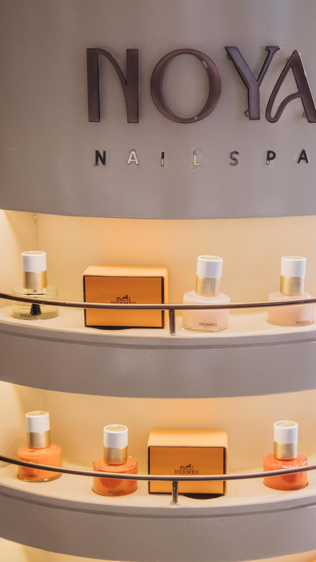Post 5 by Noya Nail Spa on Instagram (video)