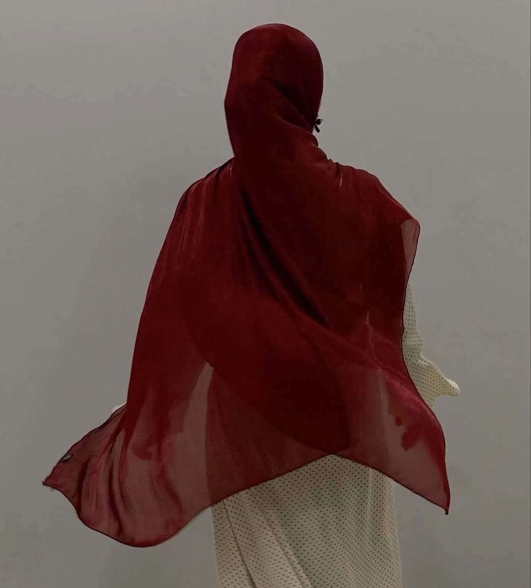 Post 6 by EIRA HIJABS on Instagram (carousel)