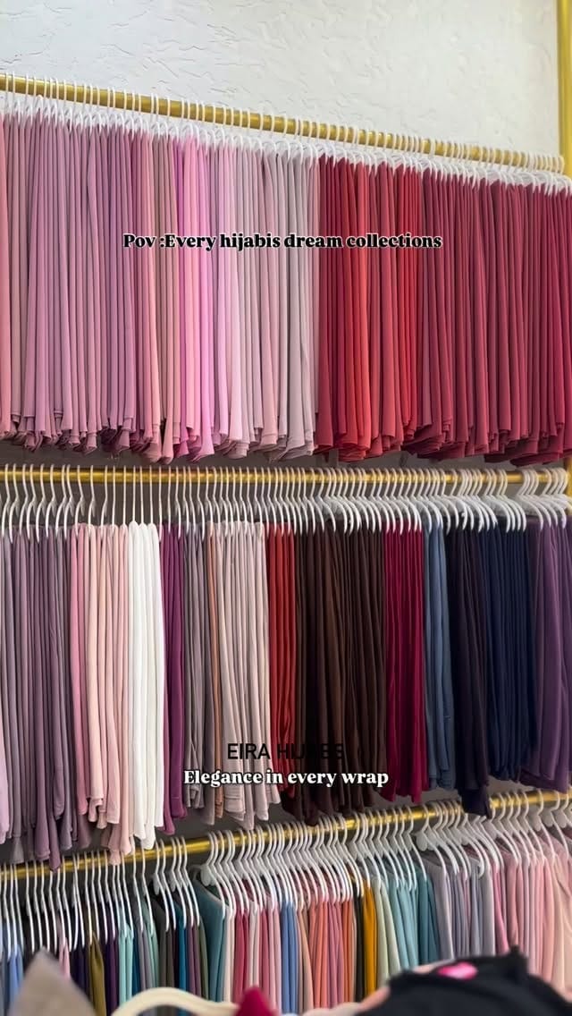Post 8 by EIRA HIJABS on Instagram (video)