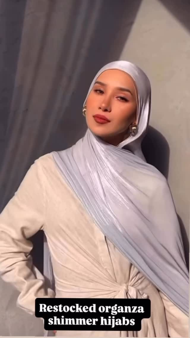 Post 3 by EIRA HIJABS on Instagram (video)