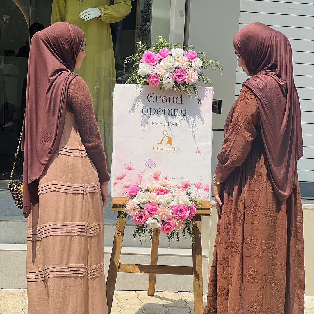 Post 10 by EIRA HIJABS on Instagram (carousel)