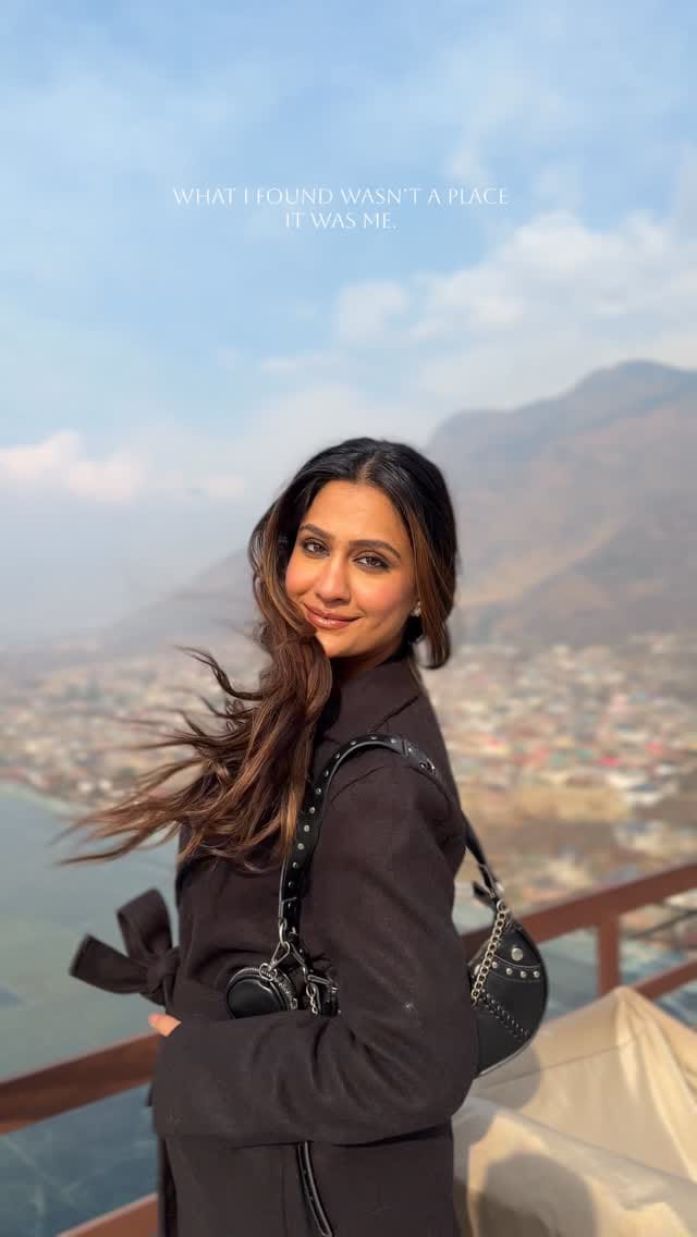 Post 6 by Akanksha Bhalla on Instagram (video)