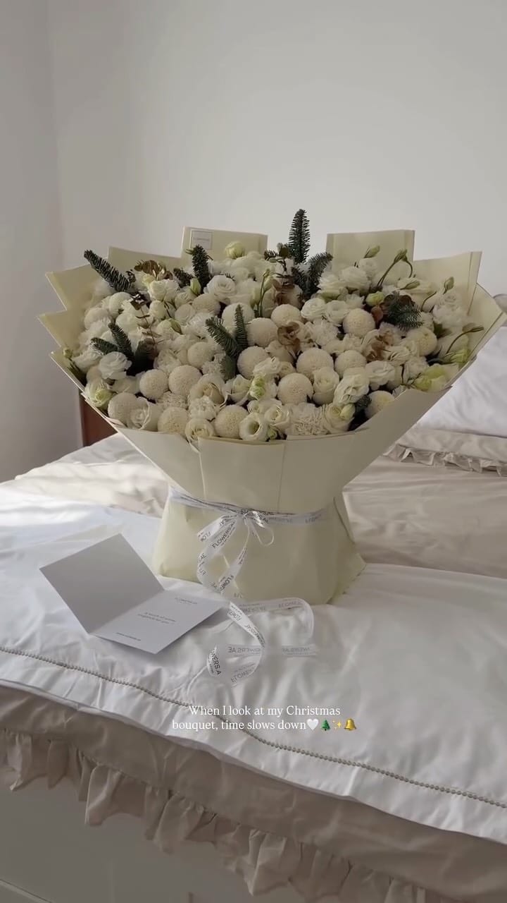 Post 10 by P A R F A on Instagram (video)