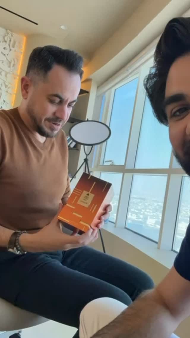 Post 4 by Luxe Aura Fragrance on Instagram (video)