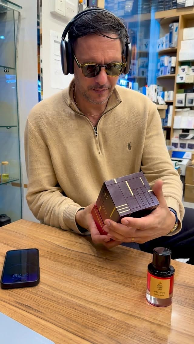 Post 8 by Luxe Aura Fragrance on Instagram (video)