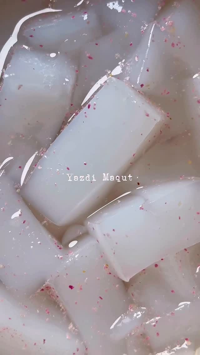 Post 8 by Reyhaneh Abniki on Instagram (video)