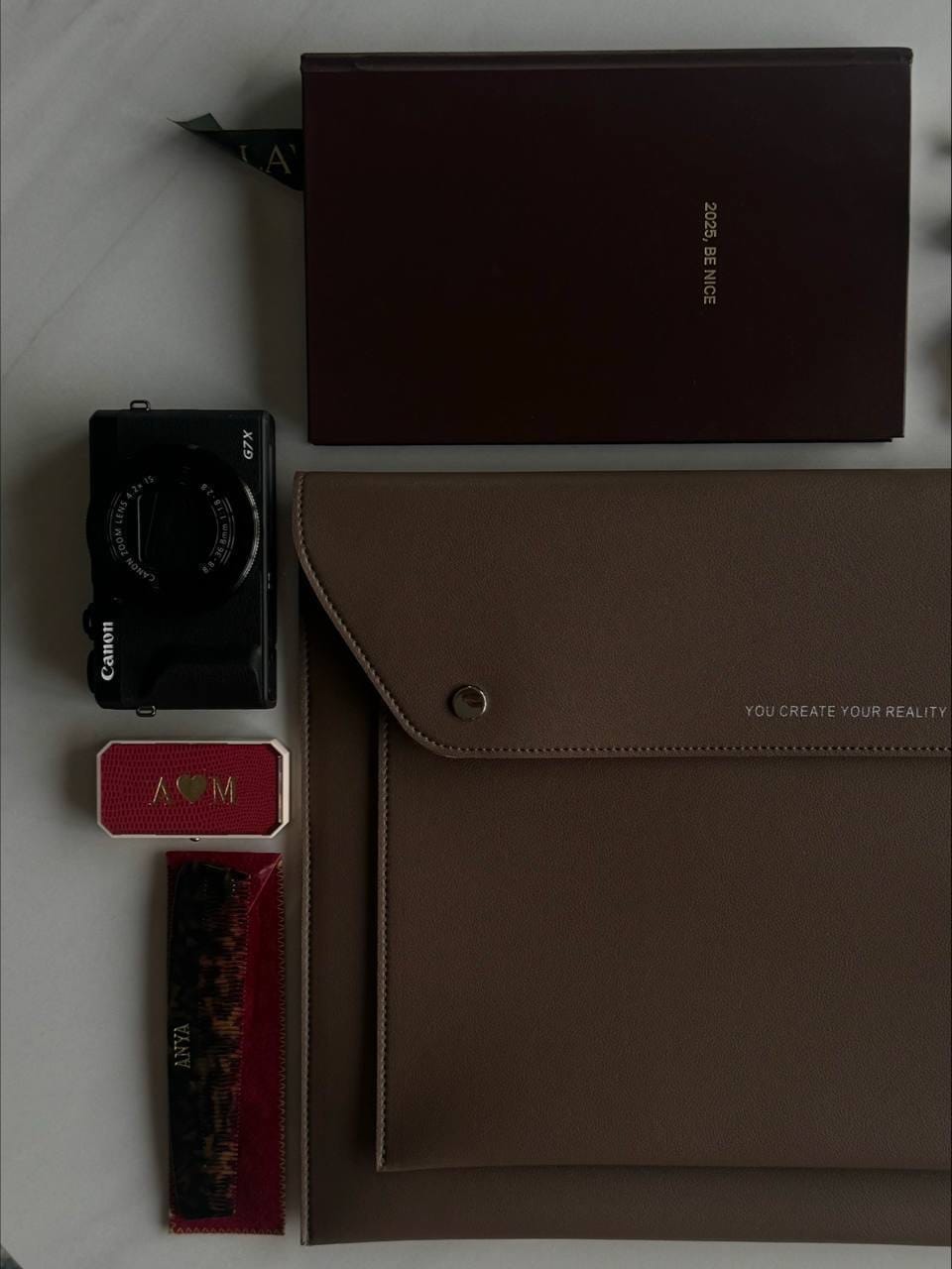 Post 4 by ЕЖЕДНЕВНИКИ | ОБЪЕМНЫЕ СТИКЕРЫ | ЧЕХЛЫ ДЛЯ НОУТБУКА on Instagram (carousel)