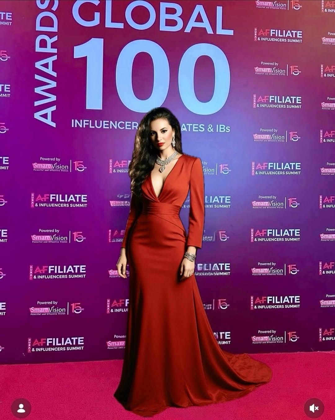 Post 2 by Dubai Influencer📍Model & Fashion Designer📸💃🏻 | Content creator on Instagram (image)