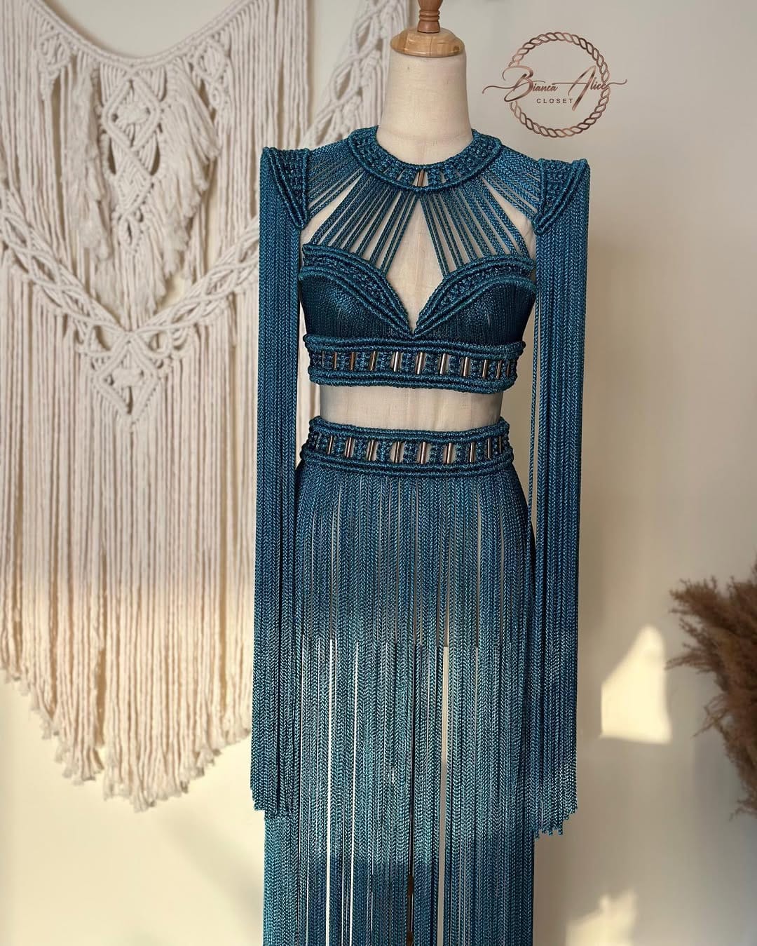 Post 2 by Bianca Alice Fashion on Instagram (carousel)