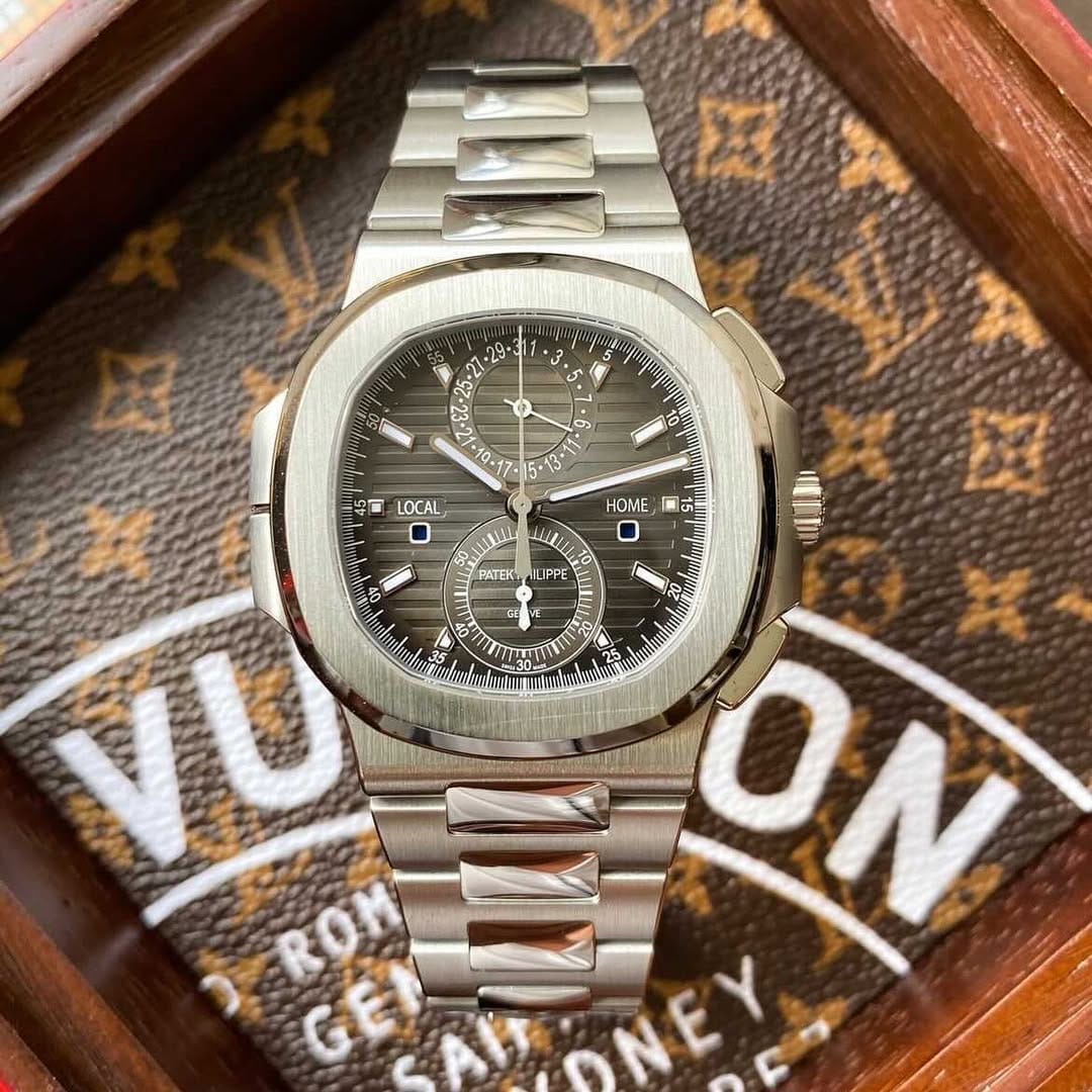 Post 3 by The Watch Lovers on Instagram (image)
