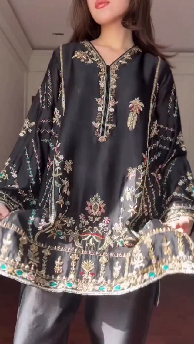 Post 9 by Embellished Kurtas on Instagram (video)