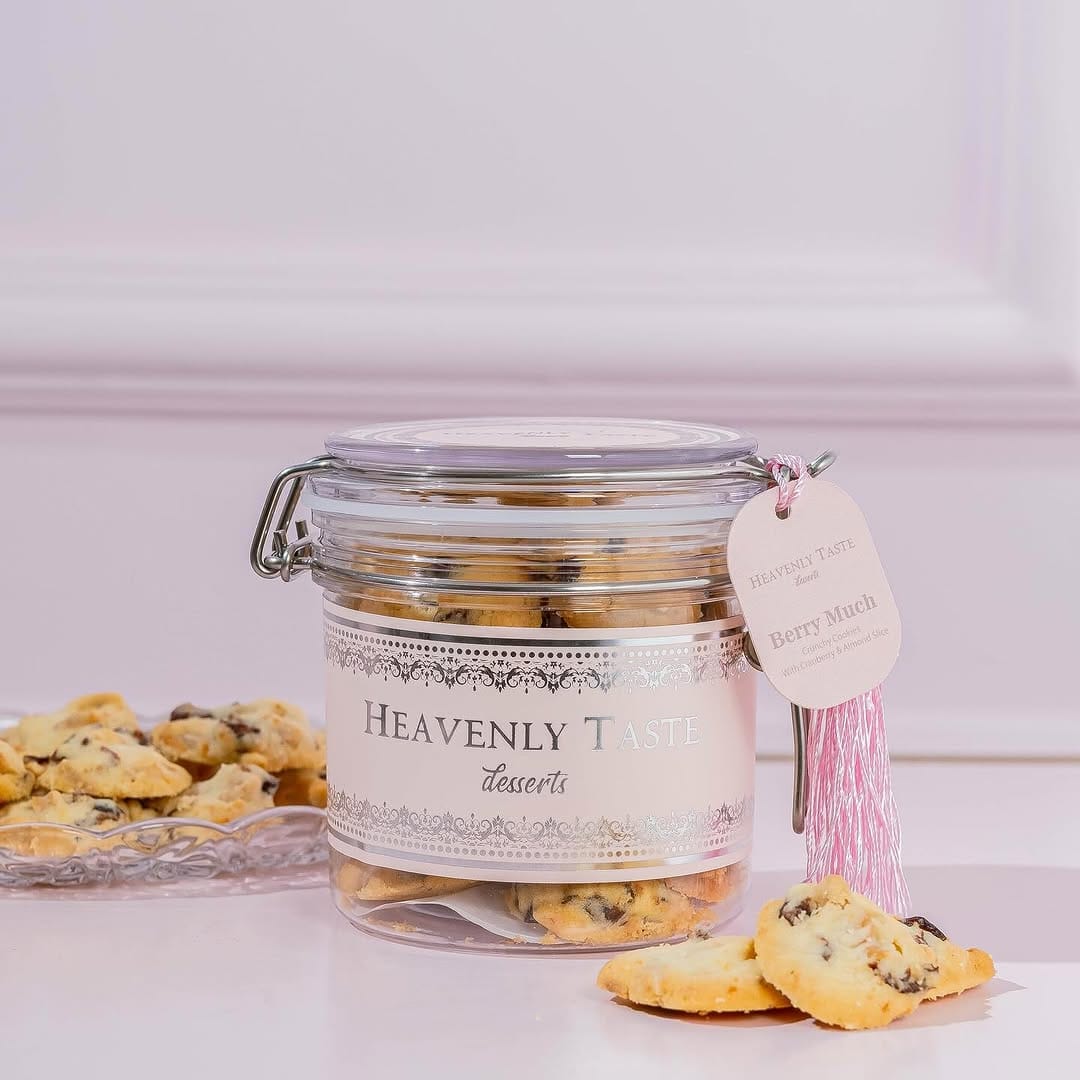 Post 3 by Heavenly Taste Desserts on Instagram (image)