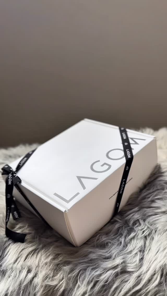 Post 1 by Aniqa Zahra on Instagram (video)