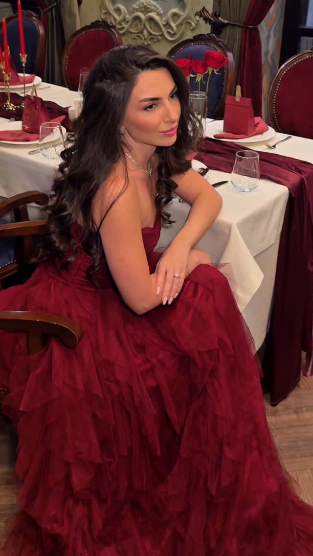 Post 9 by Ofelya Yusif on Instagram (video)