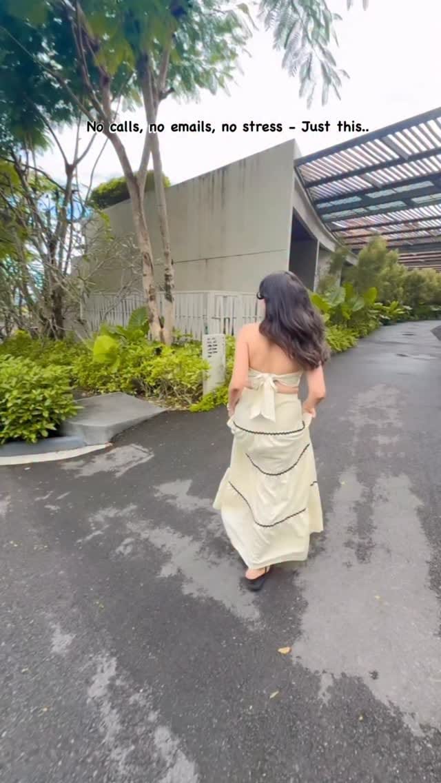 Post 5 by Aashana Grover | Dubai Lifestyle Blogger on Instagram (video)