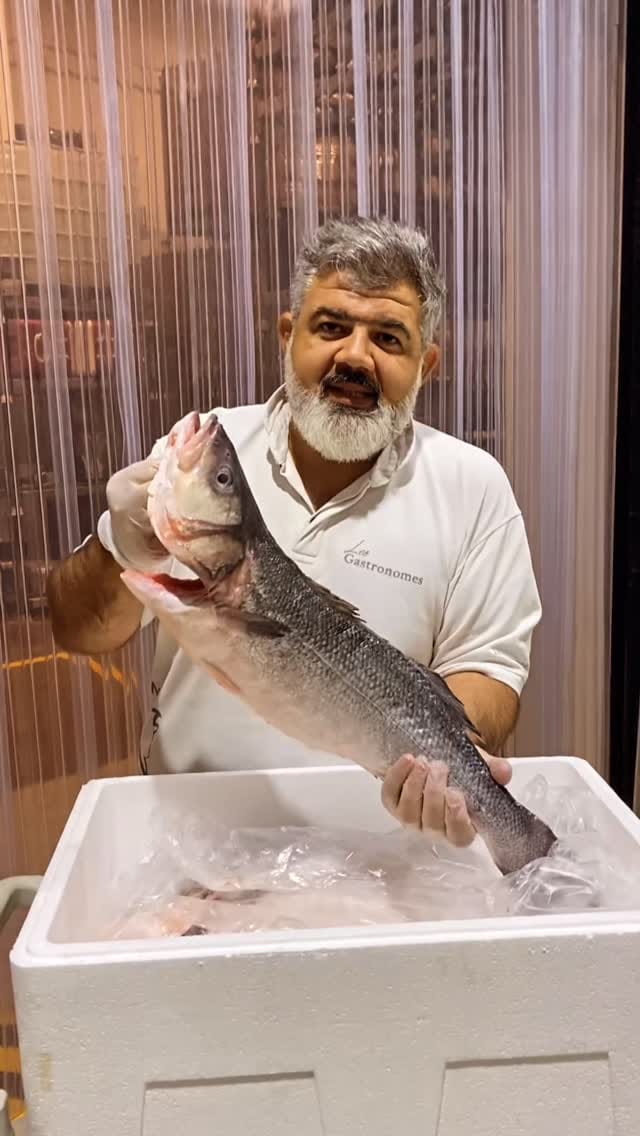 Post 6 by Les Gastronomes on Instagram (video)