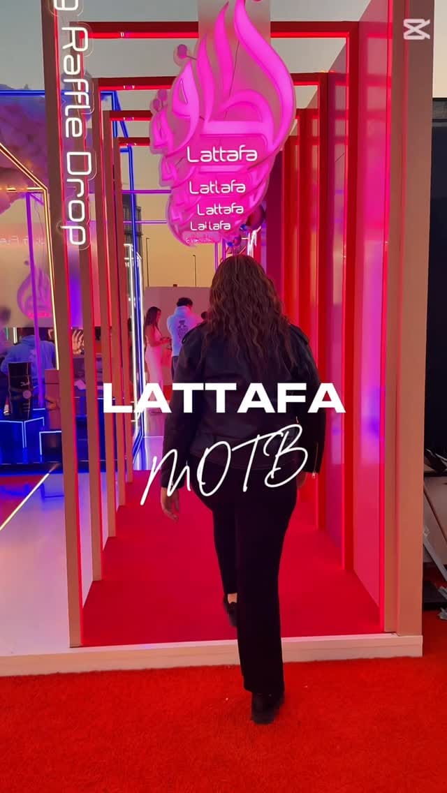 Post 3 by Leyla | Dubai Influencer | Beauty and lifestyle Blogger 🇦🇪 on Instagram (video)