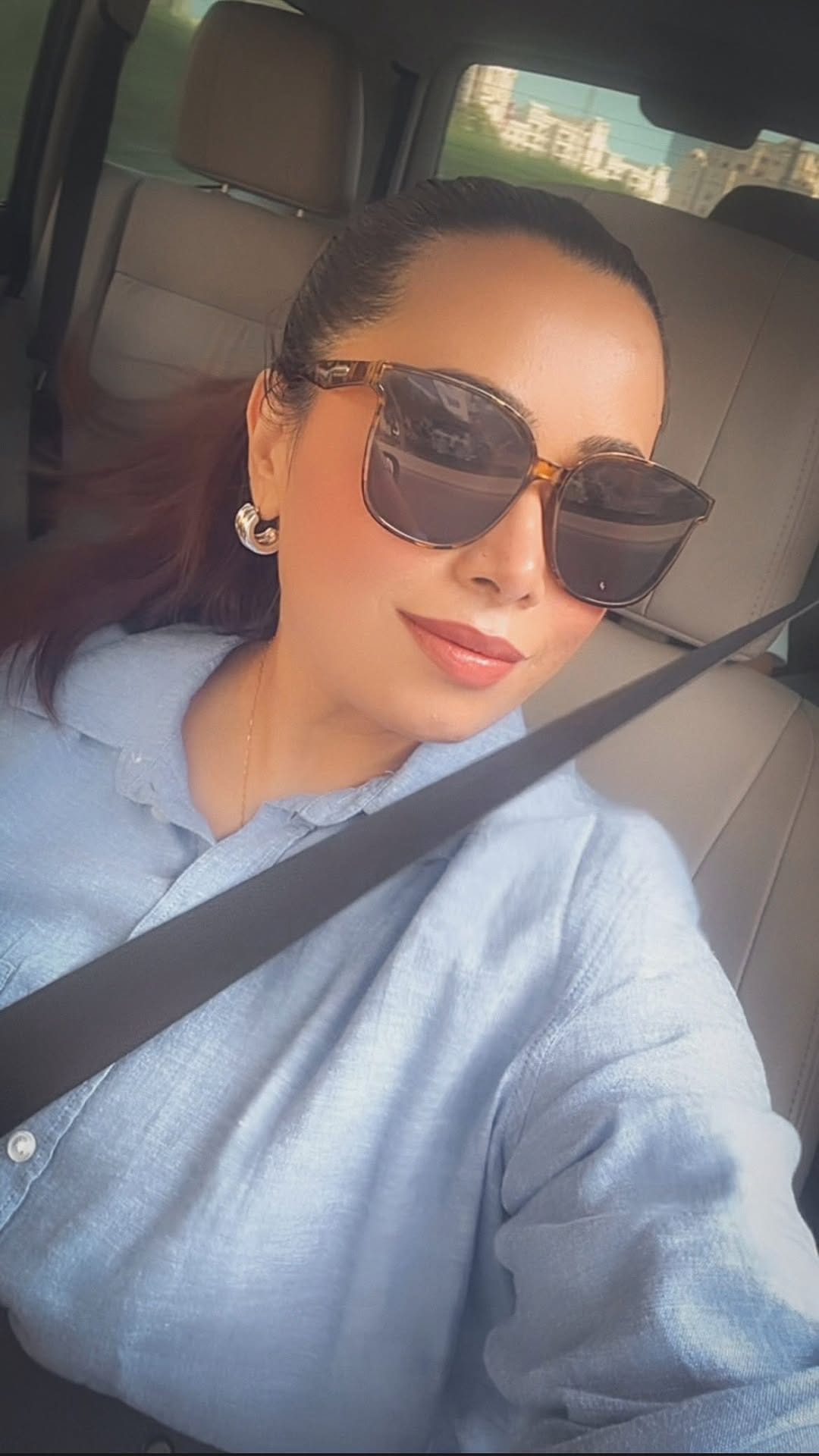 Post 10 by Chandni Lahoti on Instagram (video)