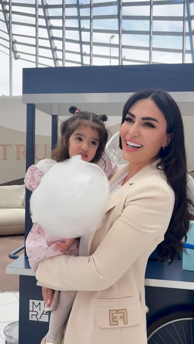 Post 7 by Munisa Mirza on Instagram (video)