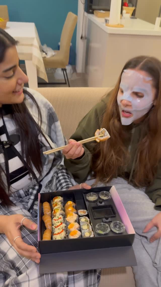 Post 5 by Lamise K-Beauty on Instagram (video)