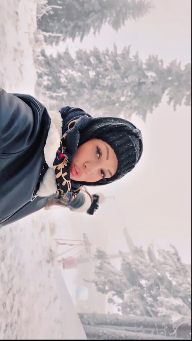 Post 3 by 𓂃𓂀 ̶L̶̶o̶̶r̶̶e̶𓂀𓂃 on Instagram (video)
