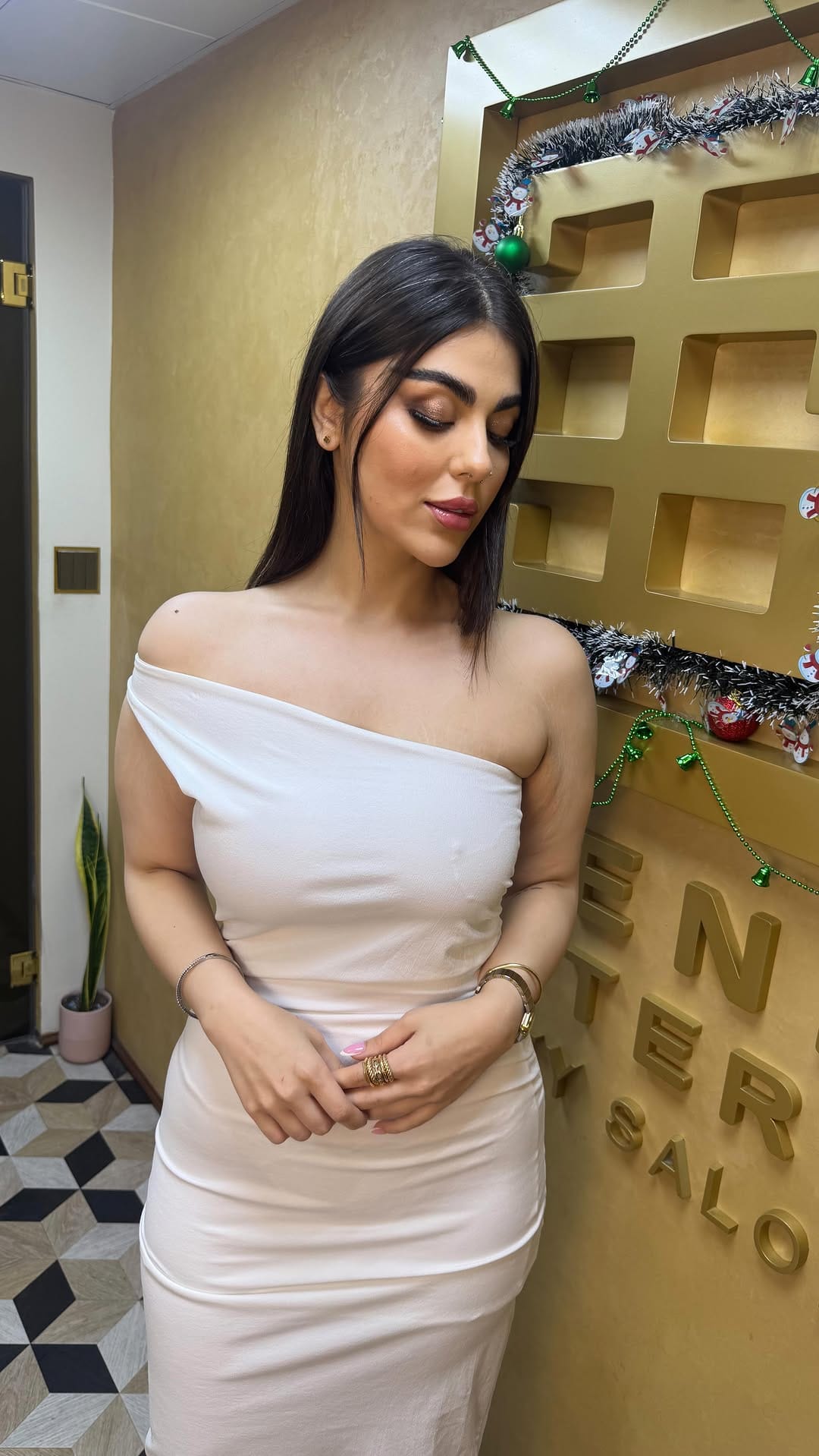 Post 5 by TrendSetters Unisex Salon on Instagram (video)