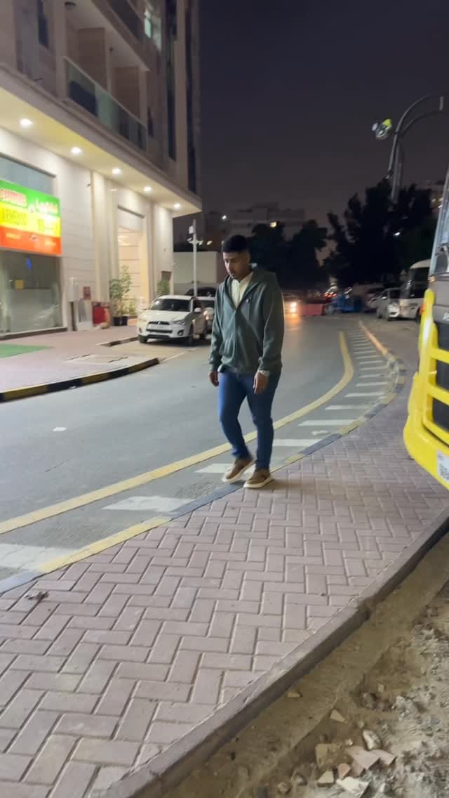Post 4 by Attractive Zone Store🇸🇩 🇦🇪 on Instagram (video)