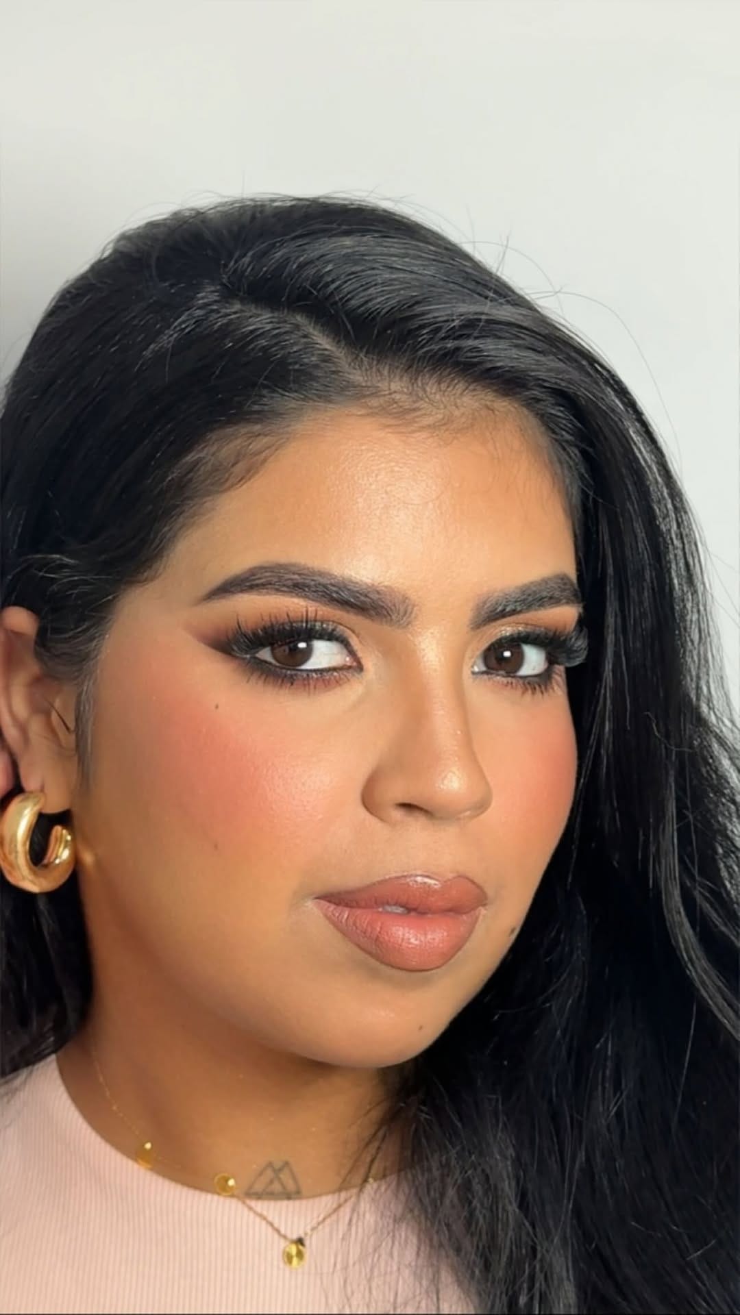 Post 3 by MBEYELASHES | Lashes & Brows Experts on Instagram (video)