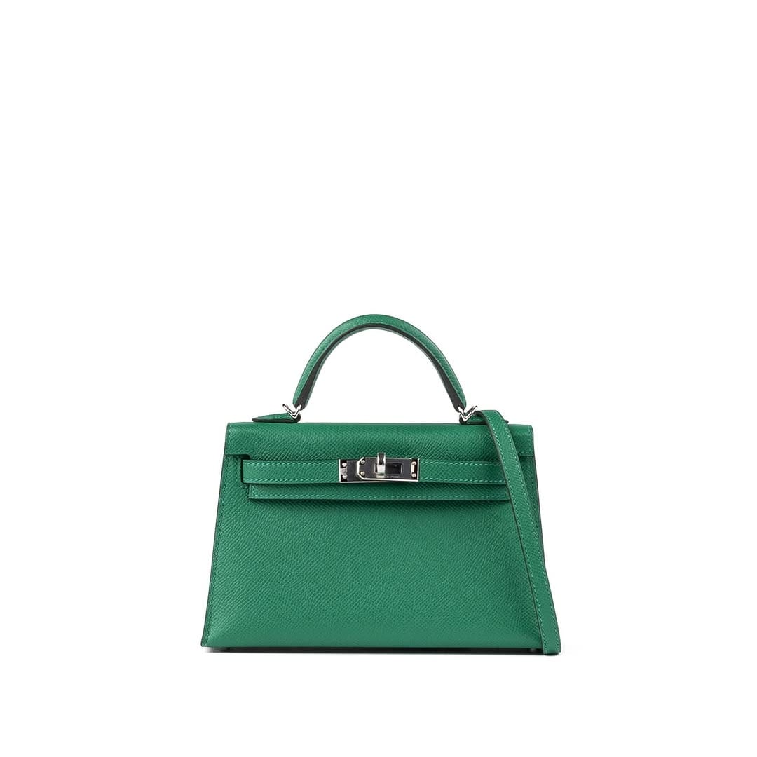 Post 9 by Diamonds in Dubai’s Finds on Instagram (carousel)