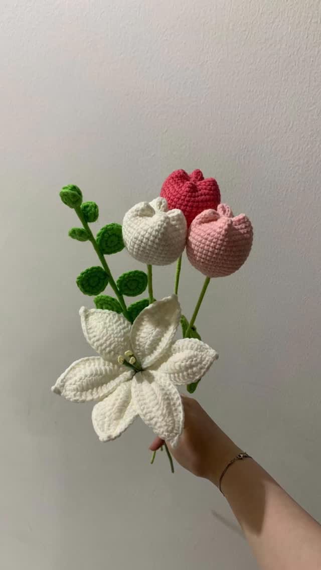 Post 3 by Crochet.now on Instagram (video)