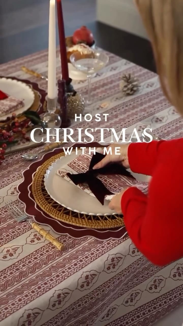 Post 6 by Clio and Clover on Instagram (video)