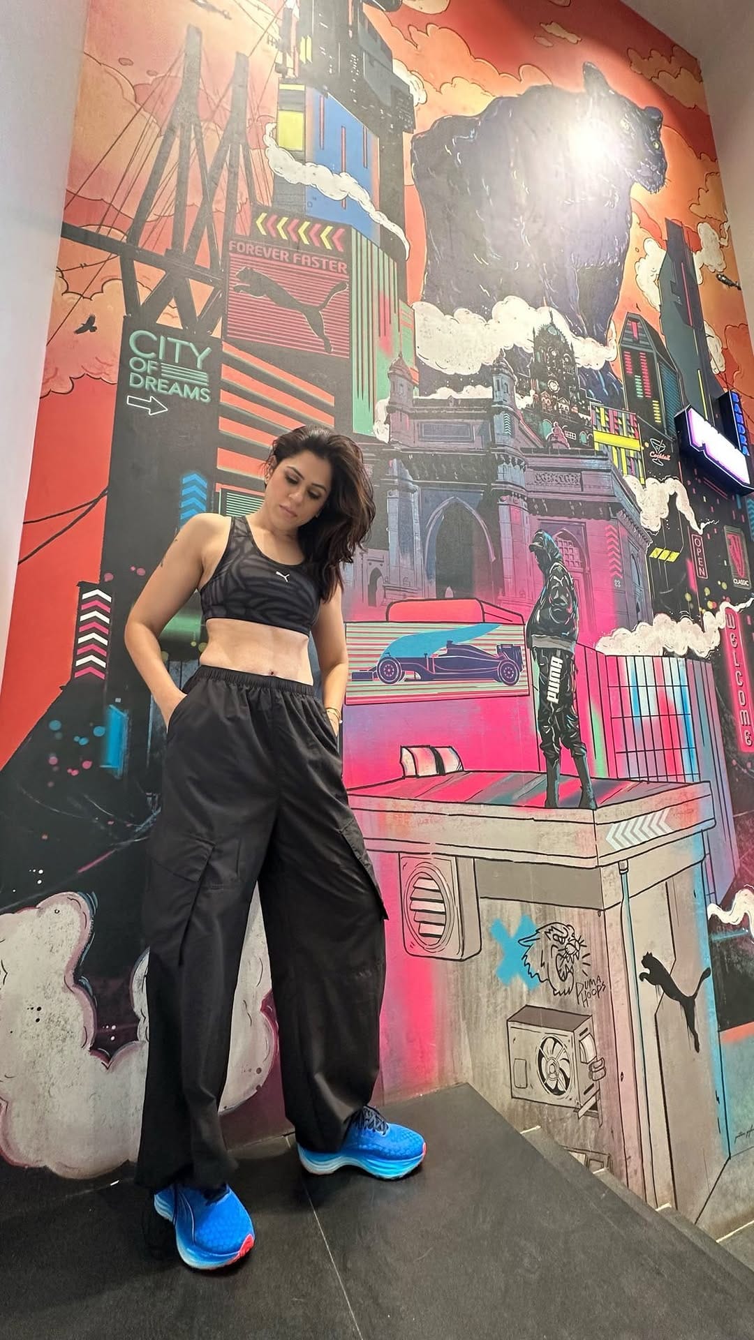 Post 10 by Sheetal chandni fitness on Instagram (video)