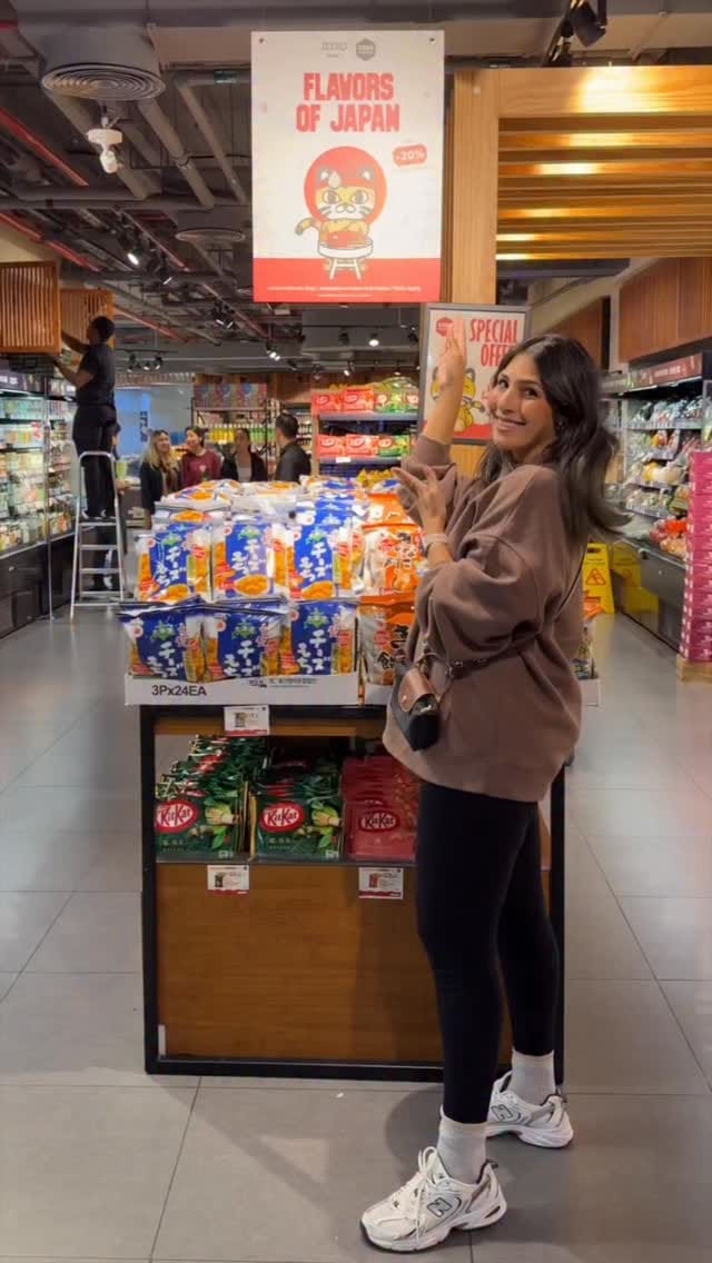 Post 5 by 1004 Gourmet on Instagram (video)