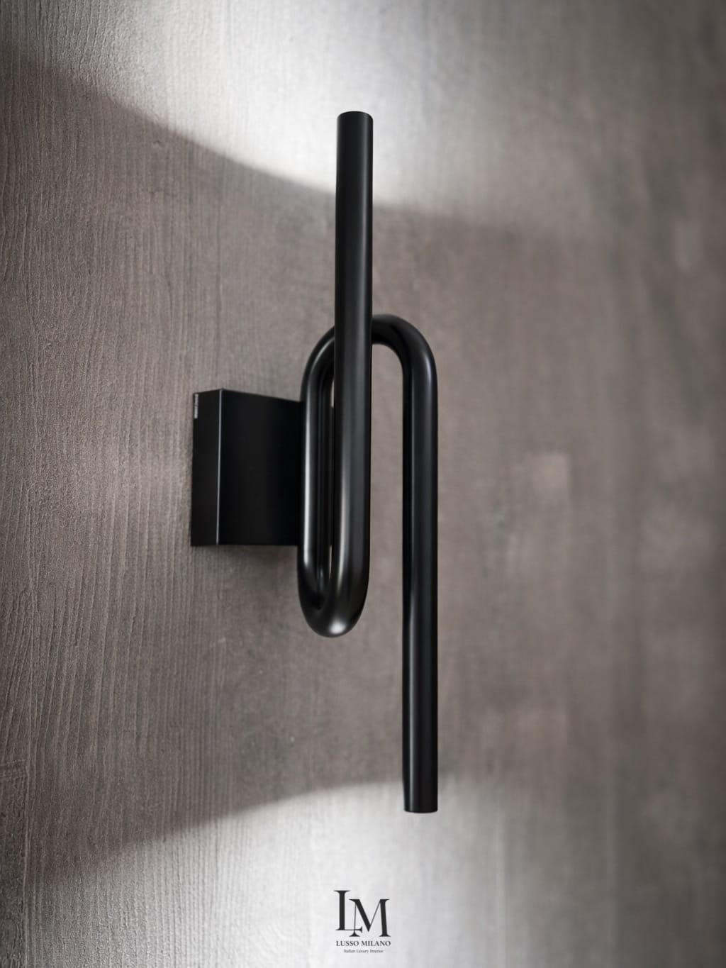 Post 3 by ITALIAN LUXURY INTERIOR on Instagram (carousel)