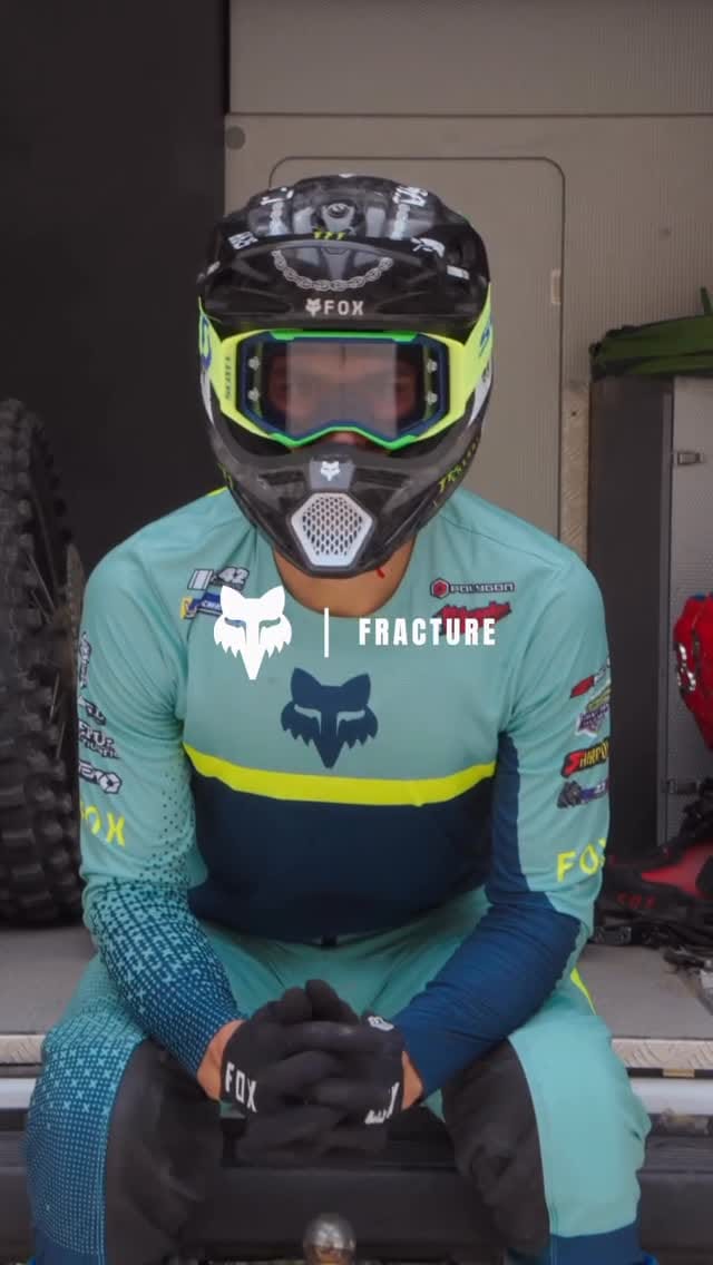 Post 1 by DUBAI MOTOCROSS | دبي موتوكروس on Instagram (video)