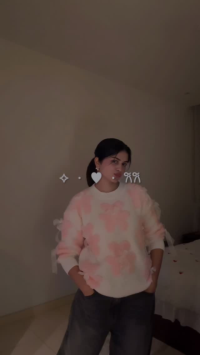 Post 7 by Fai✨ on Instagram (video)