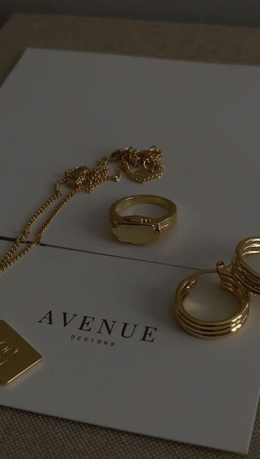 Post 10 by Maria kimeh on Instagram (video)