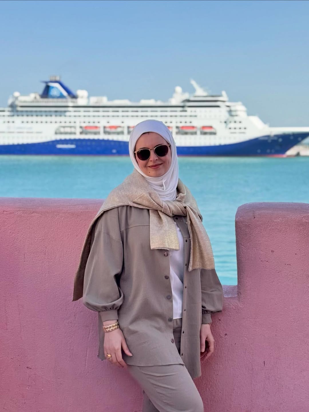 Post 3 by Rada Al Assi on Instagram (carousel)