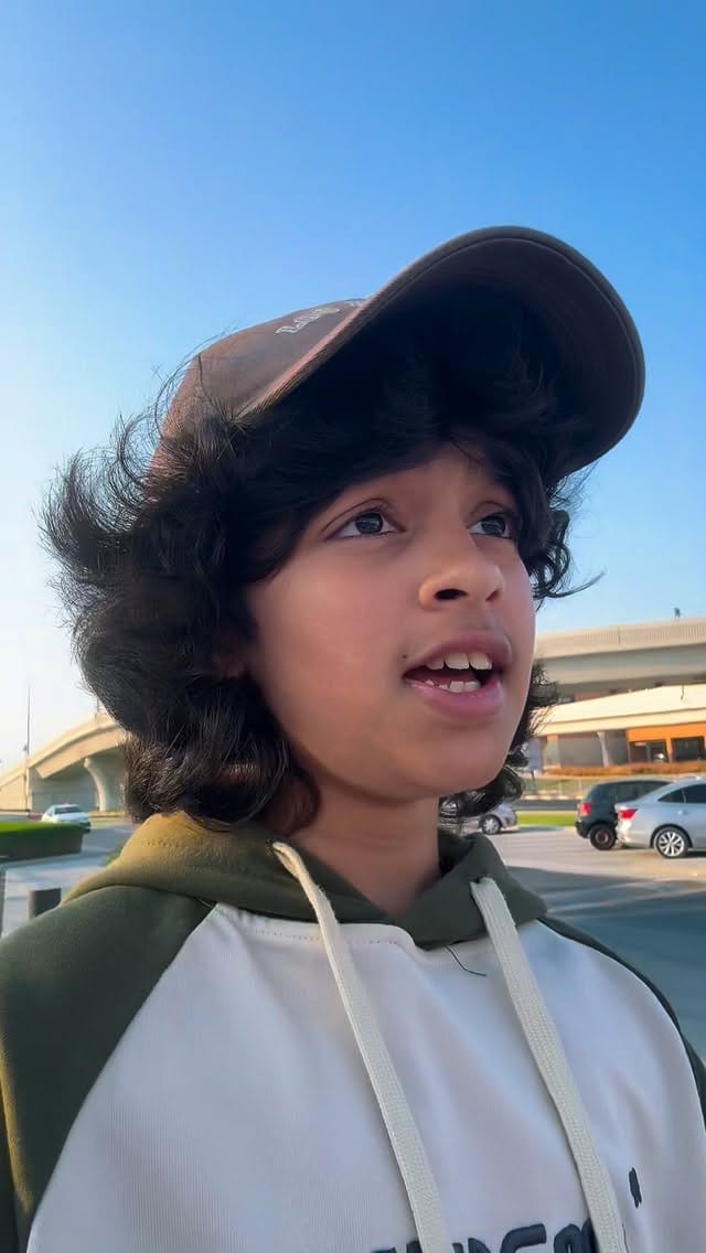 Post 5 by Izin Hash on Instagram (video)