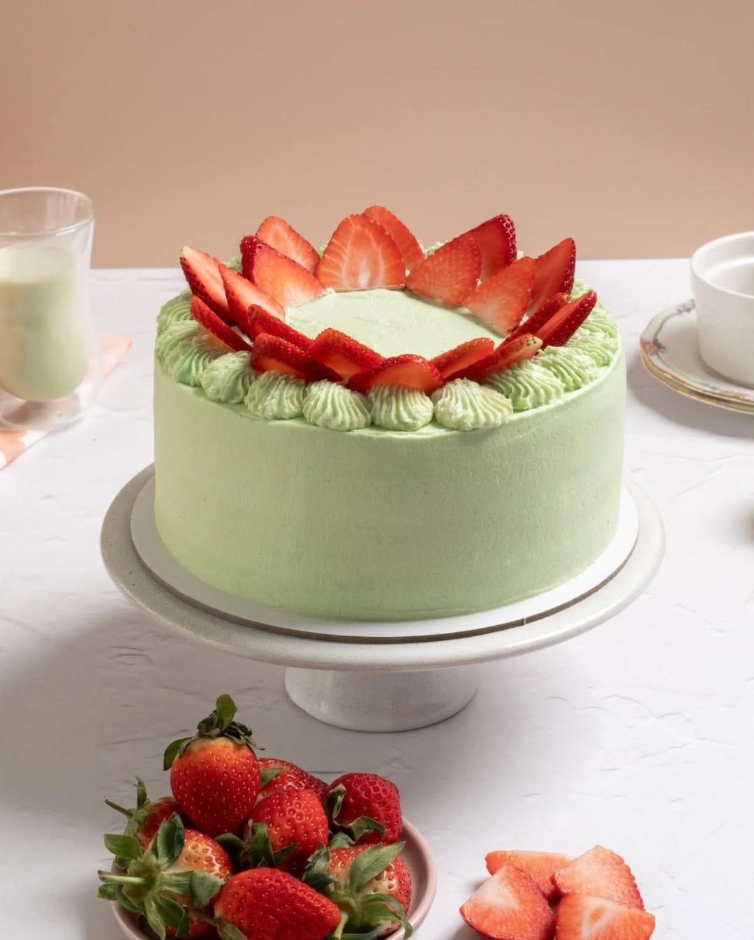 Post 4 by Joyful Treats | Best Cakes in Dubai on Instagram (carousel)
