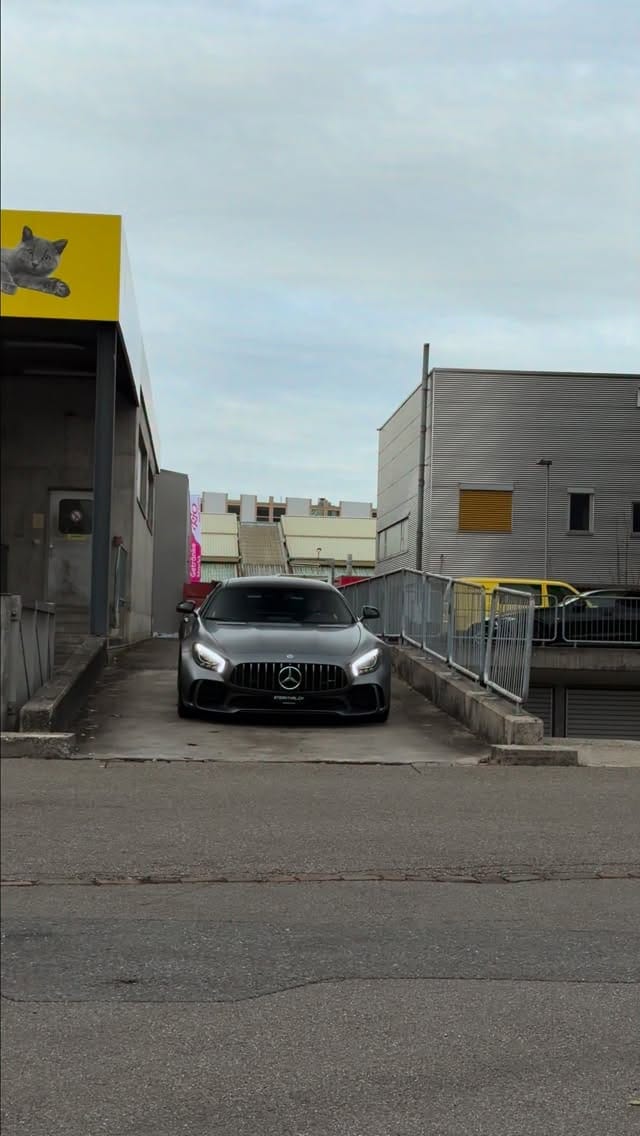 Post 2 by Sternthal GmbH on Instagram (video)